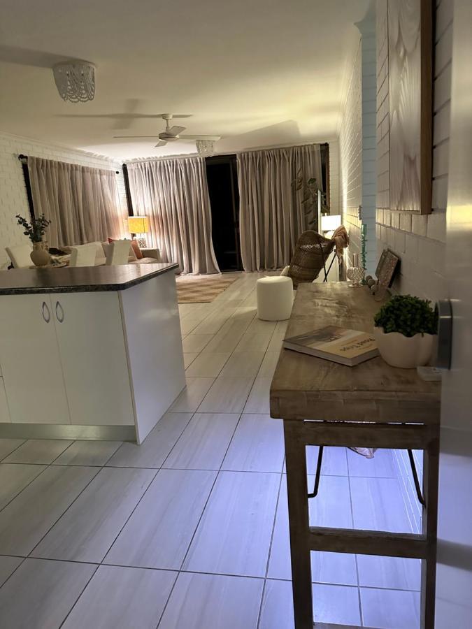 Illoura Holiday Apartment Three Bedroom Noosa River View Noosaville Exterior photo